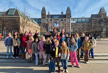 Groepen 5 t/m 8 bezoeken het Rijksmuseum